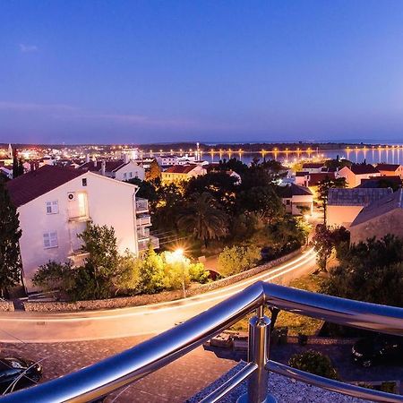نوفاليا Apartment Avada الغرفة الصورة