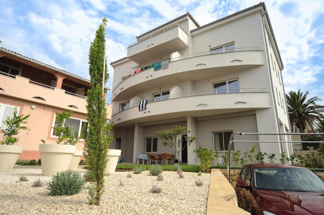 نوفاليا Apartment Avada المظهر الخارجي الصورة